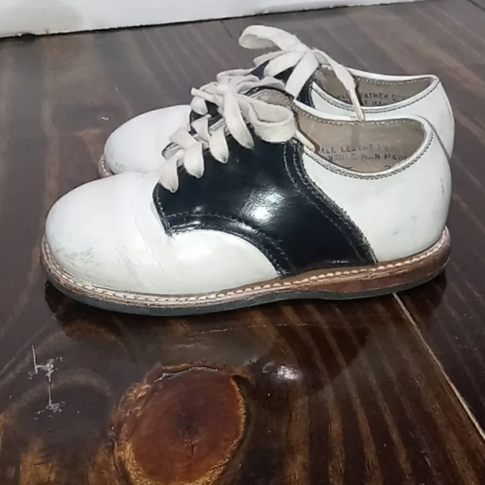 Vintage Patent Leather Toddler Shoes